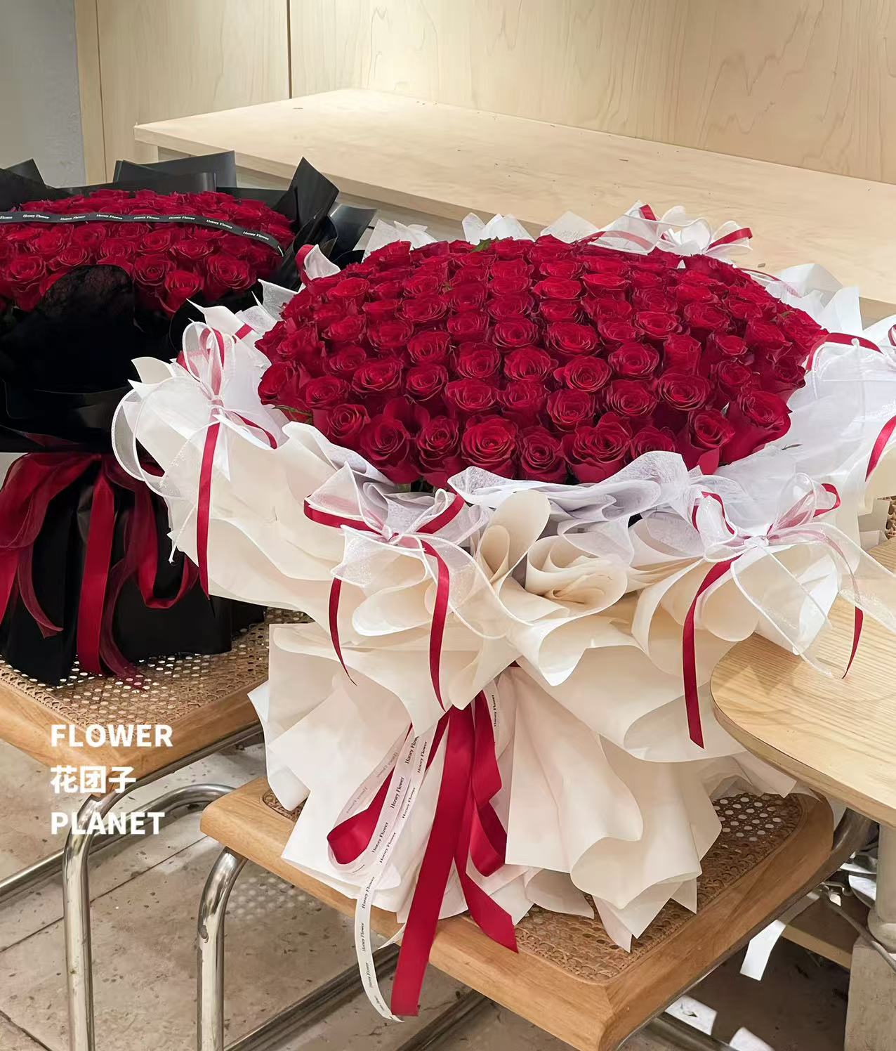 99Stalks Roses Bouquet （Round Shape）