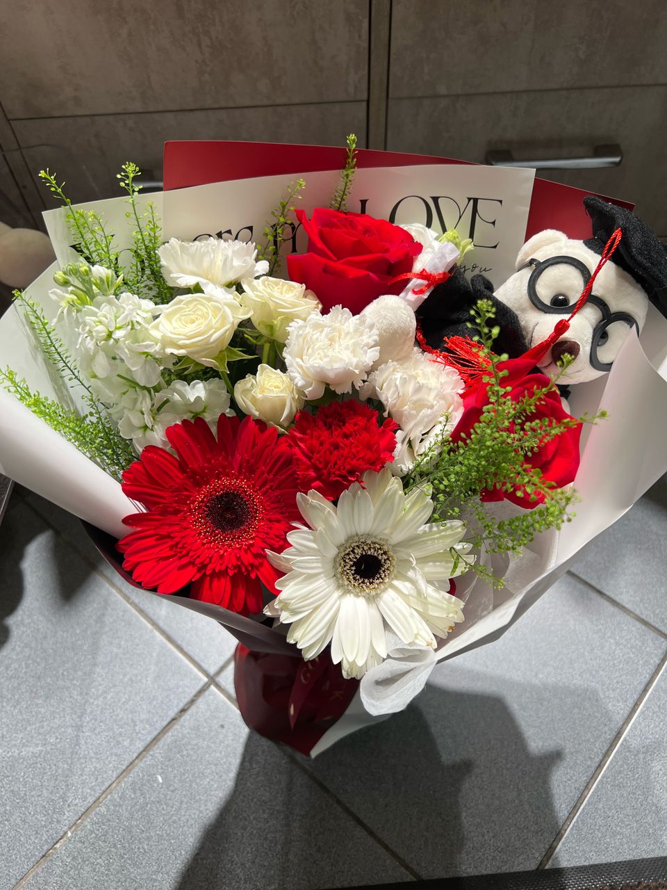 Graduation Bouquet （with bear)