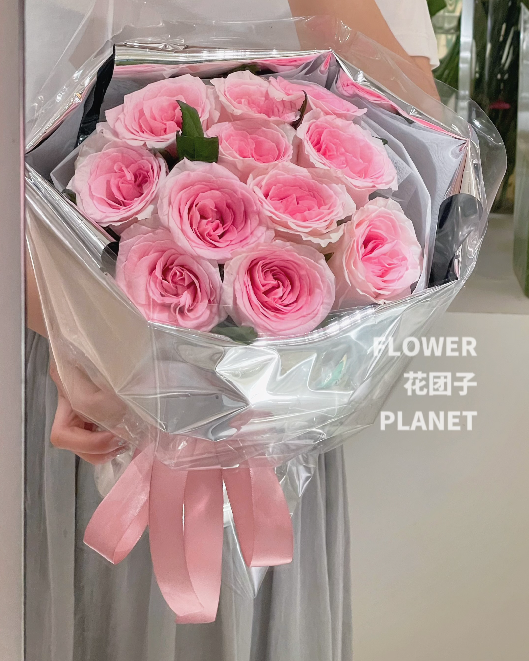 Roselle Roses Bouquet（M Size）